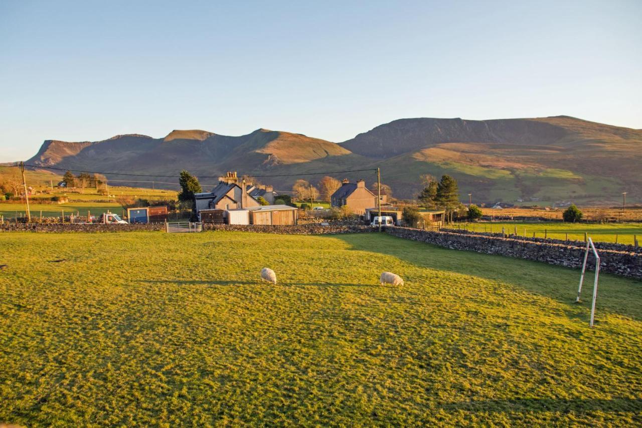 Canolfan Y Fron Nantlle Exterior photo